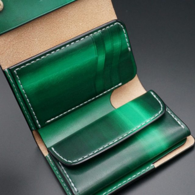 ray wood green flap middle wallet image