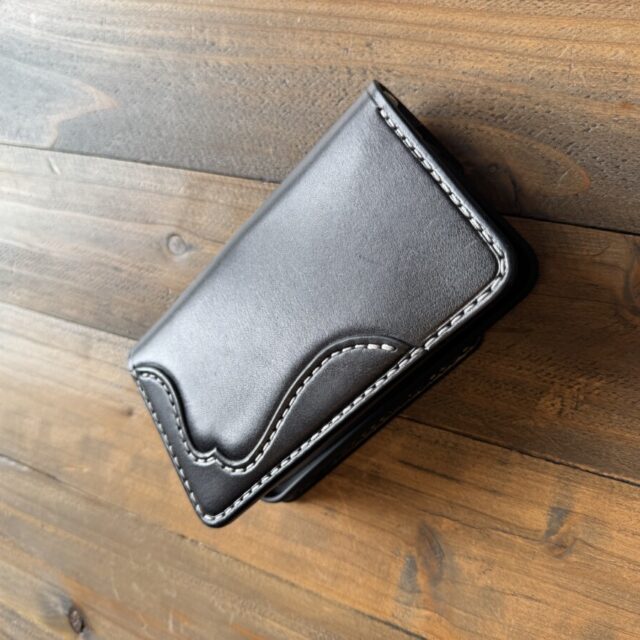 ペン刺し付き スマホケース image