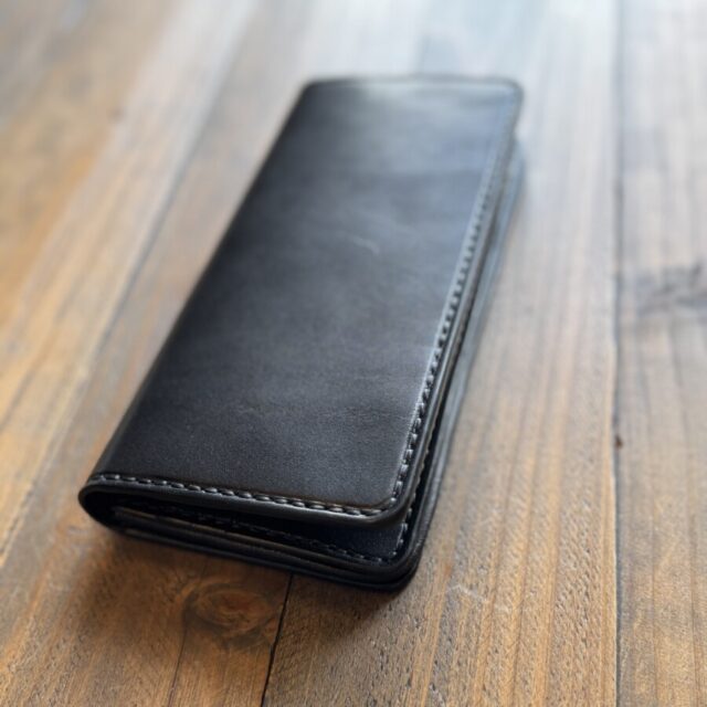 お札が多く入る長財布 image