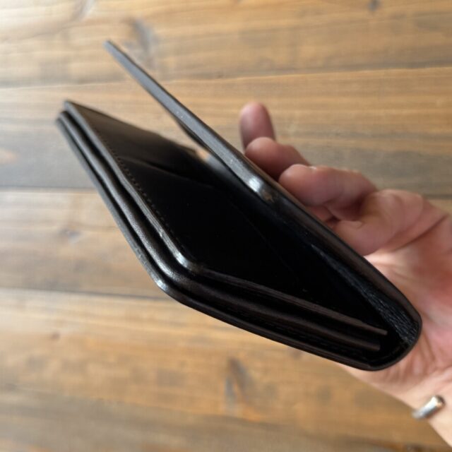 お札が多く入る長財布 image