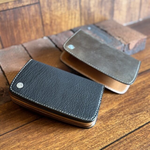 表革の張り替え サメ革 image