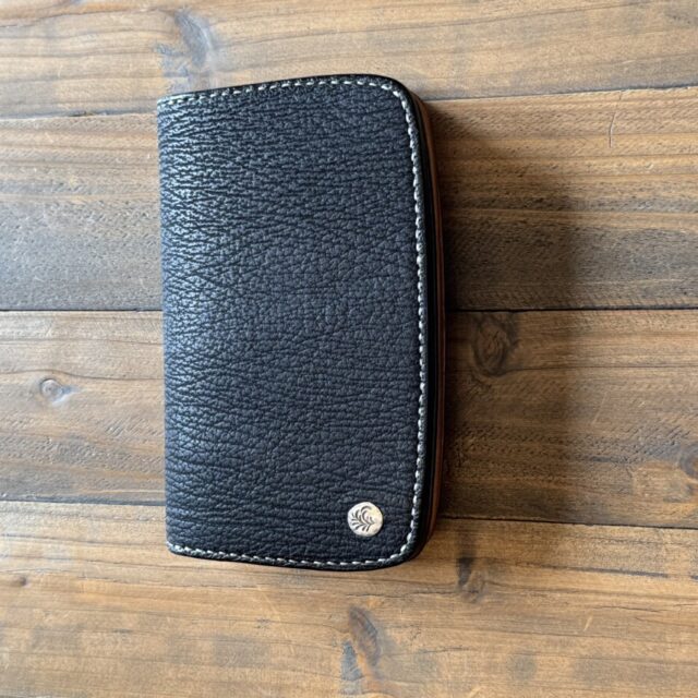 表革の張り替え サメ革 image