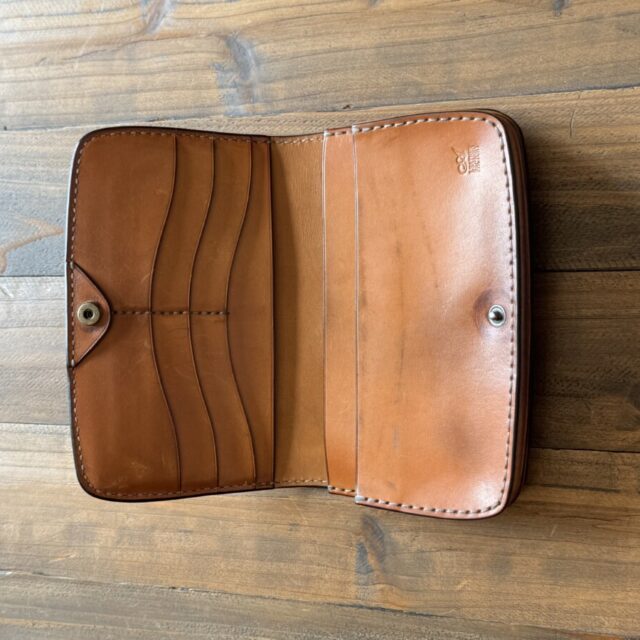 表革の張り替え サメ革 image