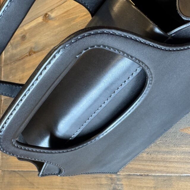 △をイメージしたトートバッグ image