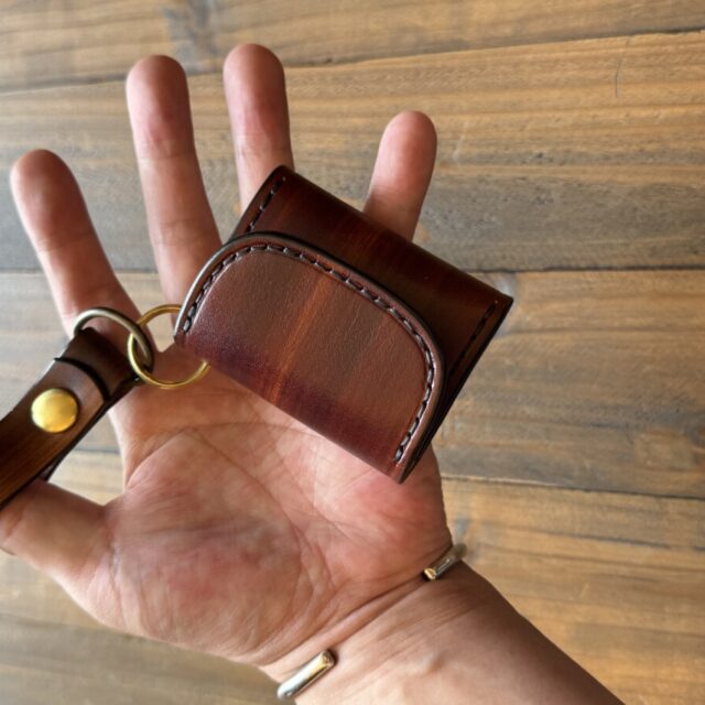 小振りなコインケース image