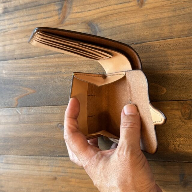 差し込みタイプ ショートウォレット image