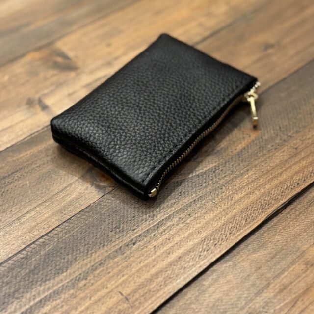 マルチに使えるポーチ型ウォレット image