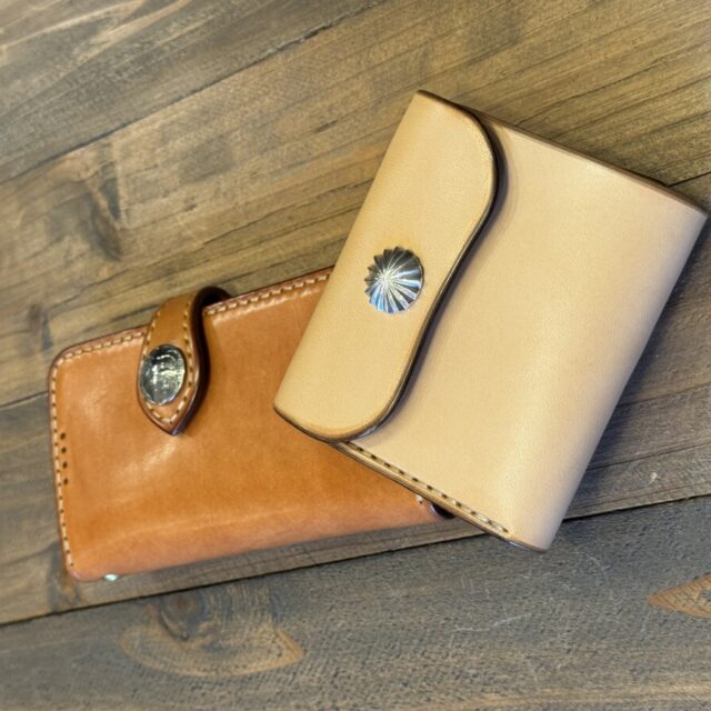 右利きの方に使い易い、コンパクトウォレット image