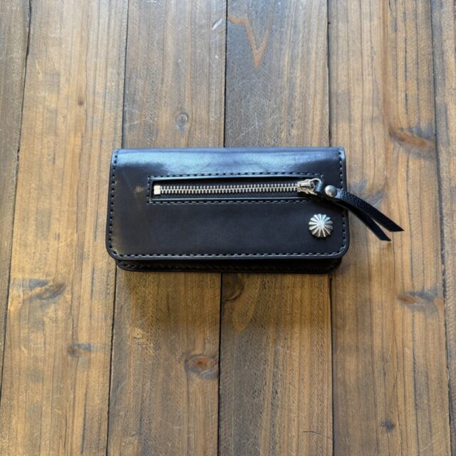 お札が折らずに入るセミロング デザインオーダー | A LEATHER FACTORY