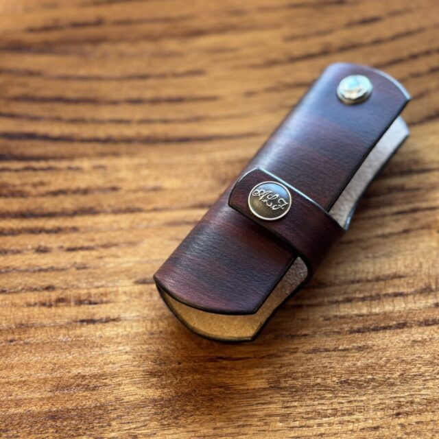 スライドキーケース。